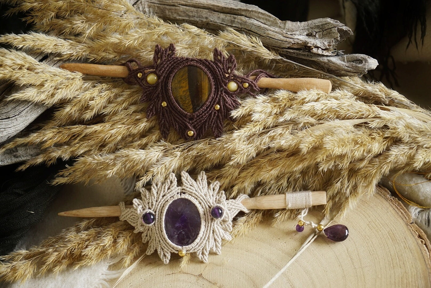 Barrette à Cheveux en Micro macramé Bois de Pommier et Œil de Tigre - Coton & Astrance