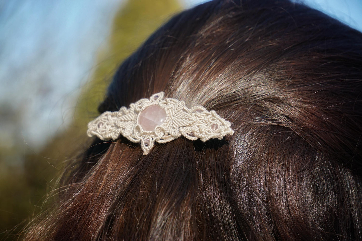 Barrette cheveux bohème en quartz rose – Bijou elfique fait main - Coton & Astrance