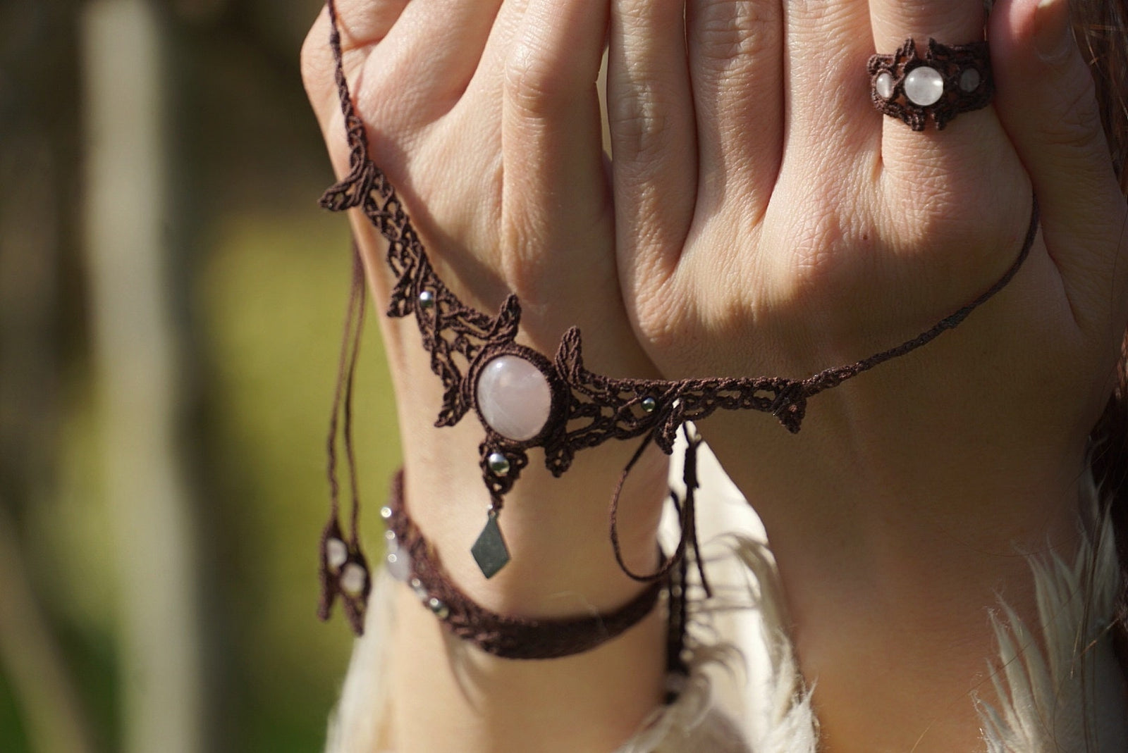 Collier Ras-de-cou Bohème - Quartz Rose - Coton & Astrance