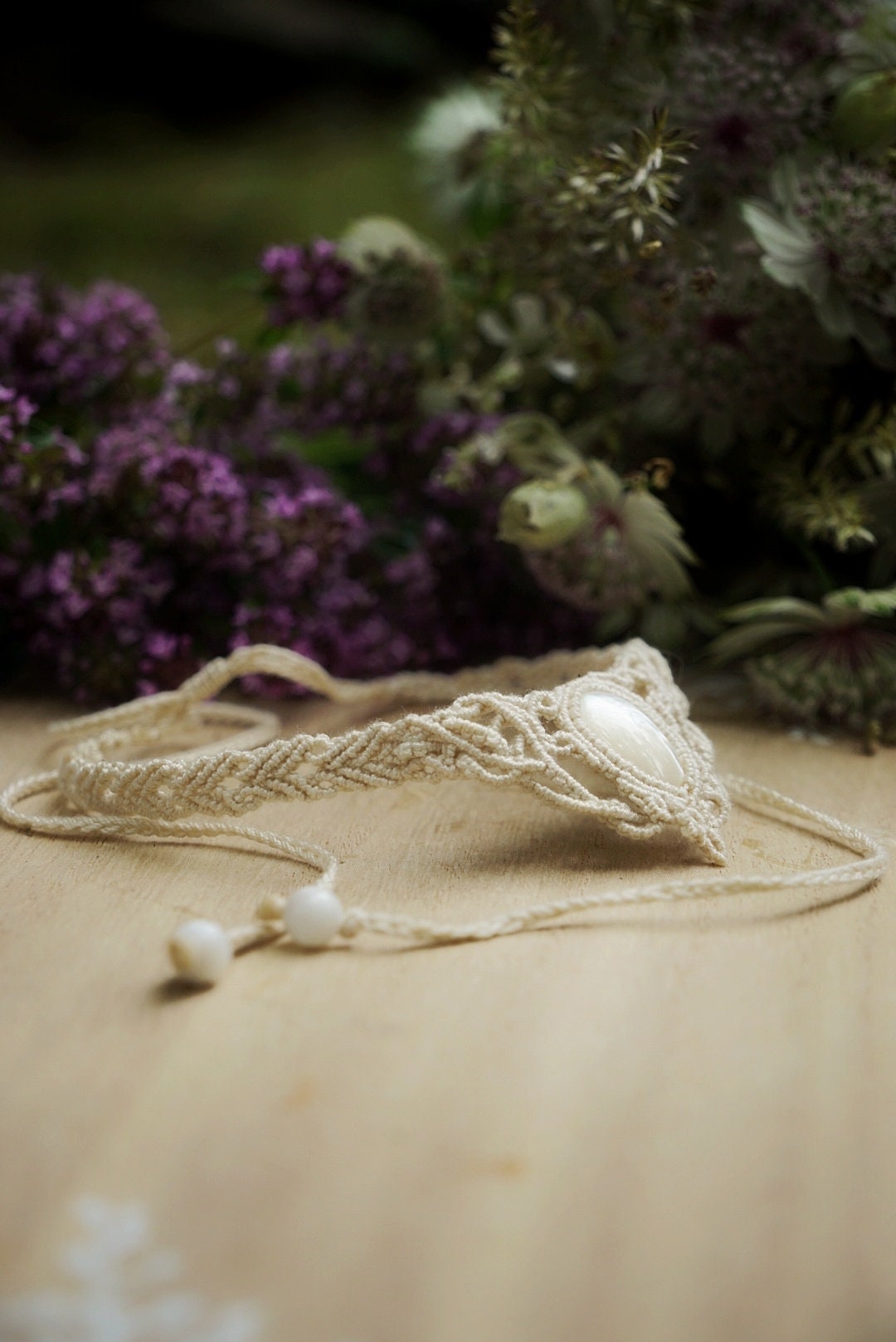 Collier Ras-de-Cou en Micro Macramé avec Nacre - Coton & Astrance