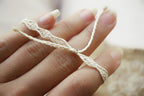 Bracelet Réglable en Micro Macramé Minimalisme Unisexe - Coton & Astrance