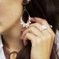 Boucles d’Oreilles en Micro Macramé avec nacre - Coton & Astrance