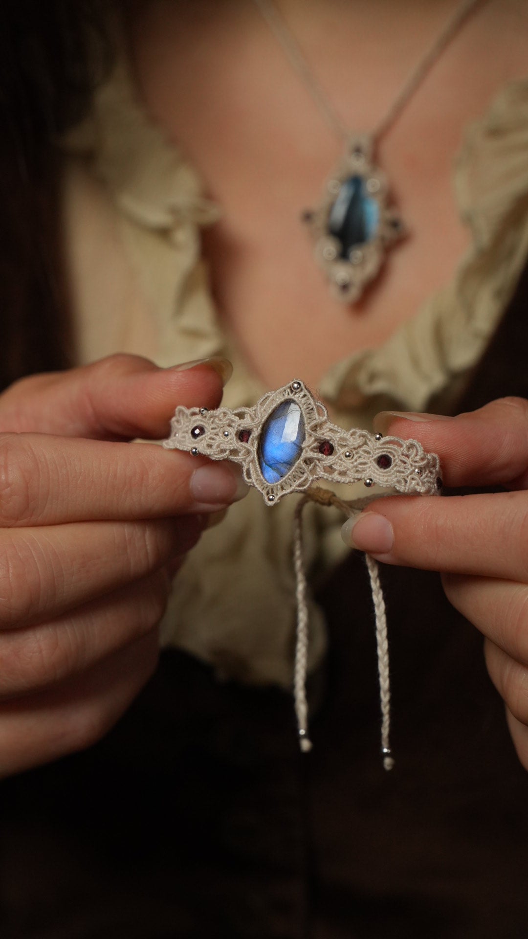 Bracelet élégant pour mariage et grande occasion Coton et Astrance