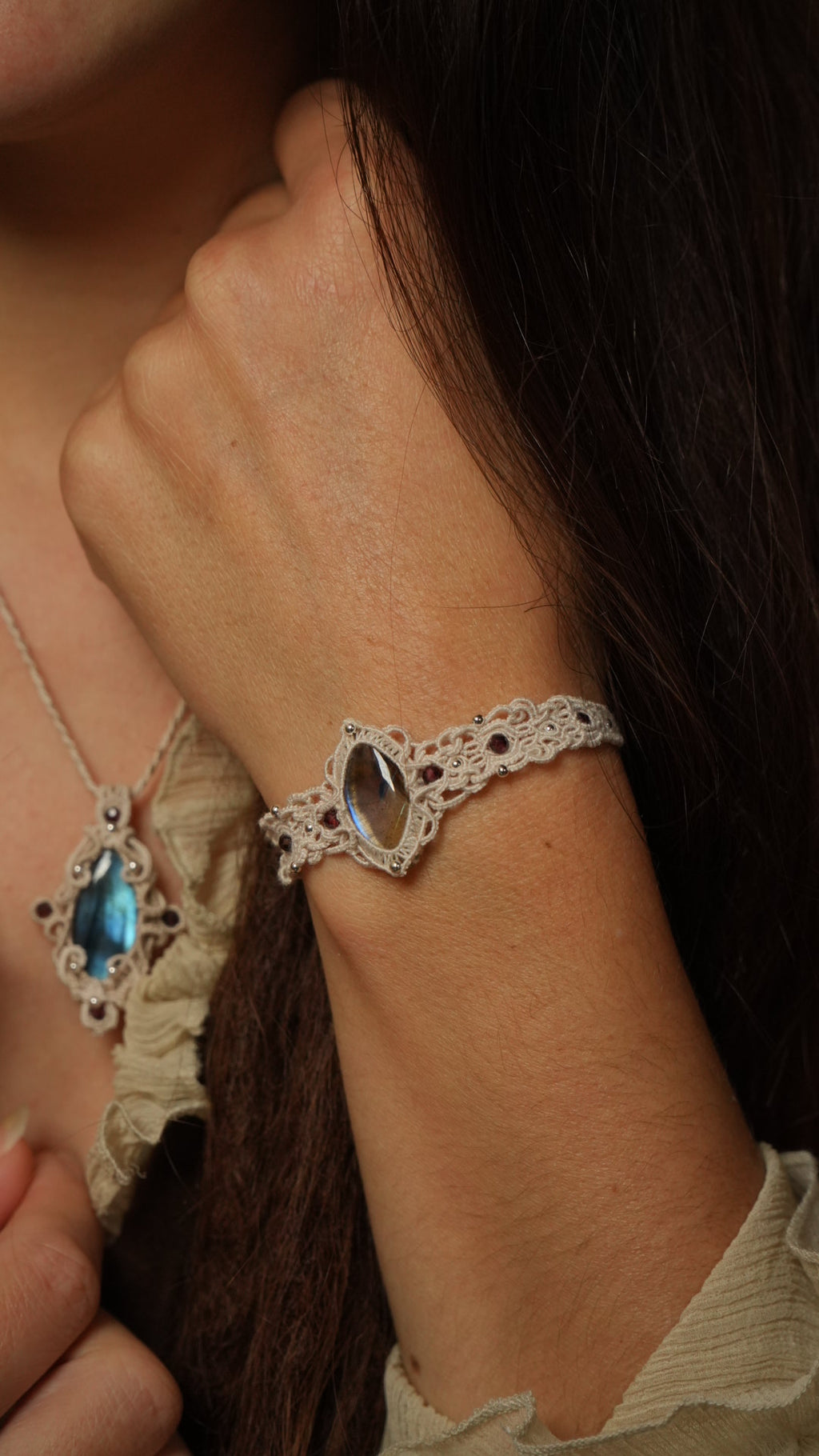 Bracelet élégant pour mariage et grande occasion Coton et Astrance