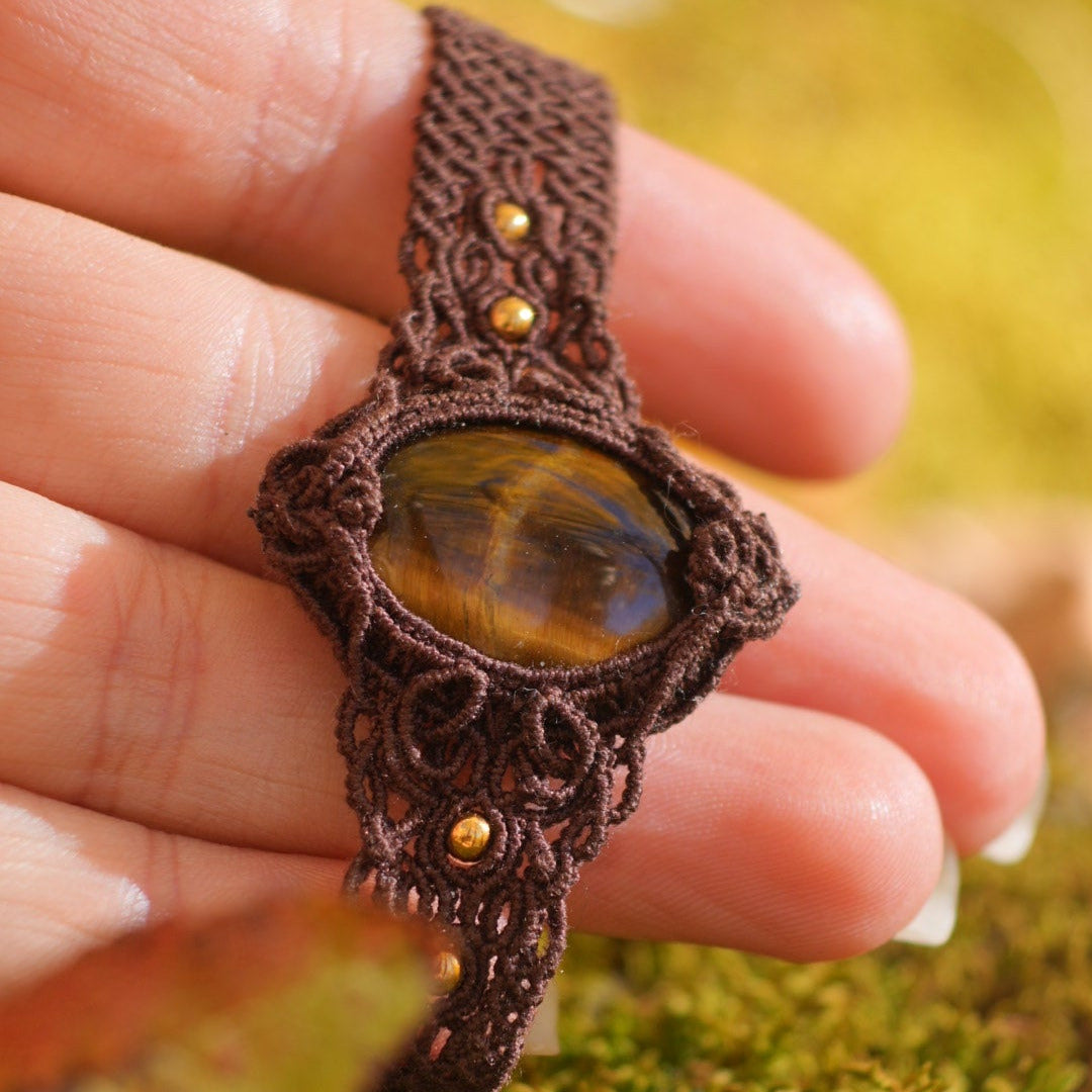Bijou unisexe wicca en pierre naturelle œil de tigre doré  - Coton et Astrance