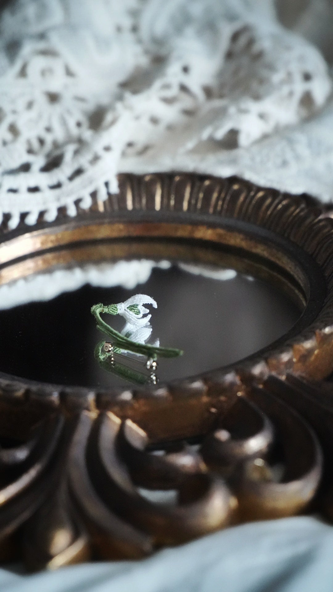 Broche florale perce-neige style cottagecore Coton et Astrance