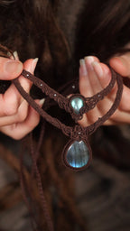 Bijou fantasy féminin en coton marron et pierre naturelle – Coton et Astrance