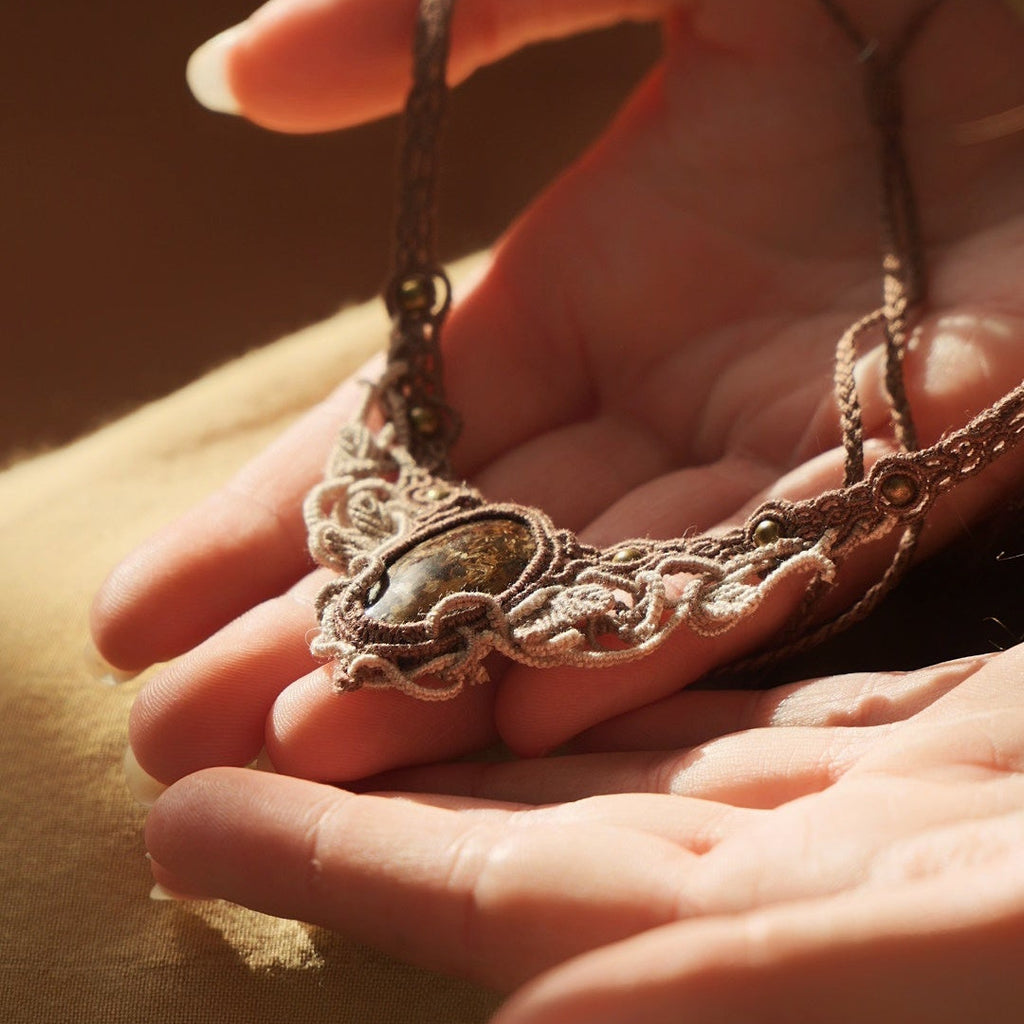 Bijou elfique nature fait main en France - Coton et Astrance