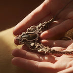 Bijou celtique artisanal en coton et laiton bronze - Coton et Astrance