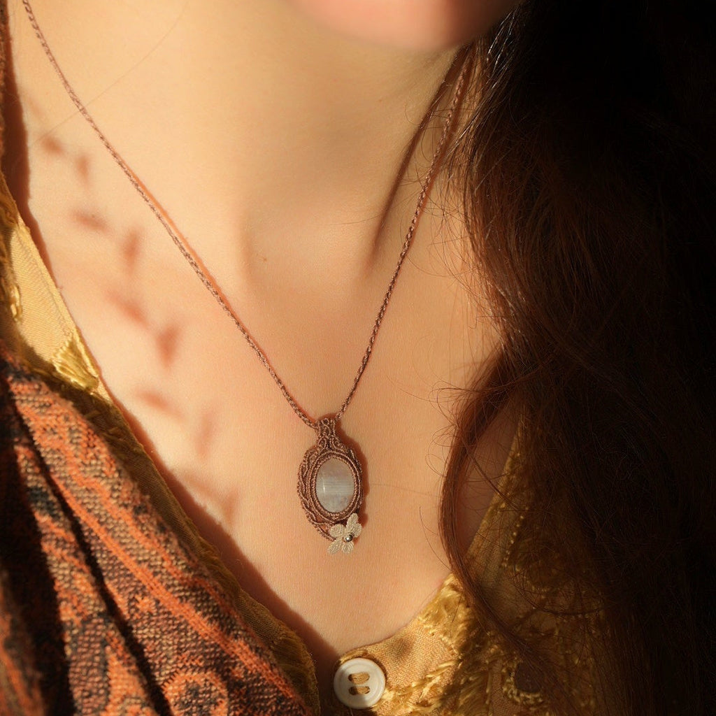 Collier elfique nature lumineux Coton et Astrance