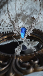 Bijou féérique hivernal fait main en pierre naturelle Coton et Astrance