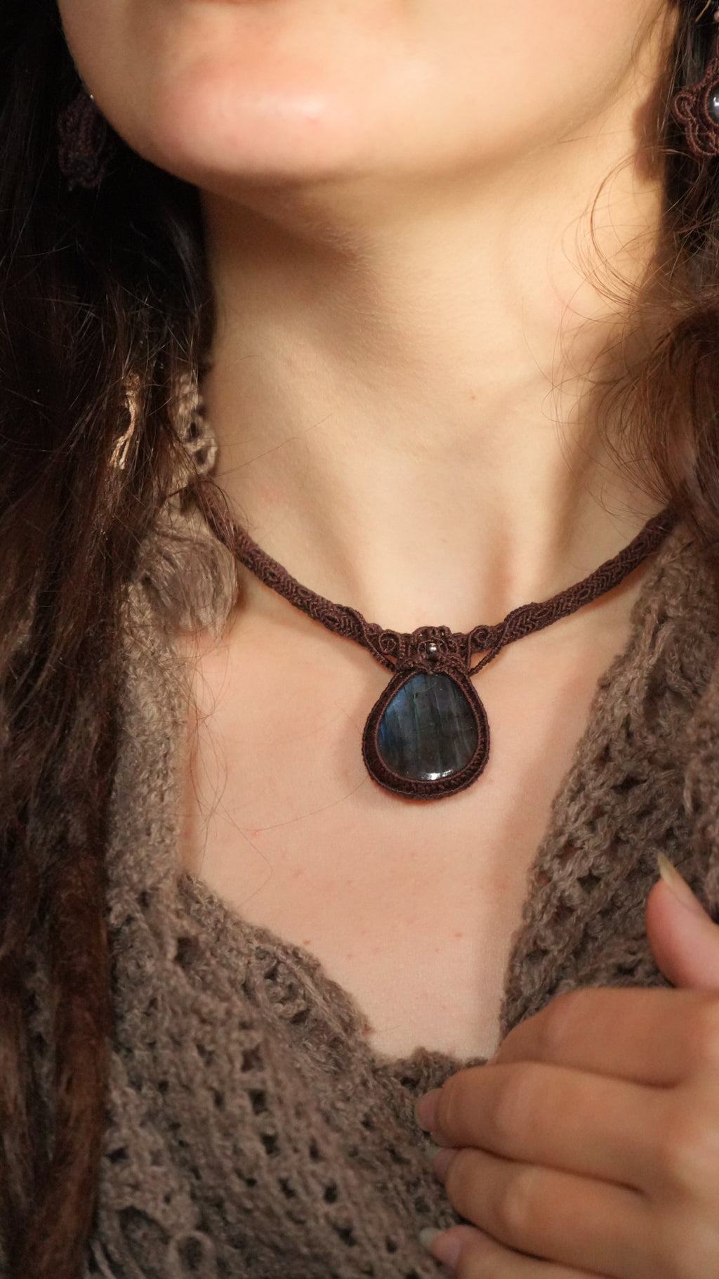 Bijou bohème magique avec pierre naturelle labradorite – Coton et Astrance