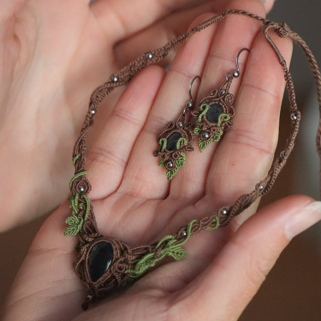 Parure elfique fluorite bleu vert • Collier ras de cou & boucles micro macramé