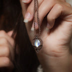 Amulette elfique artisanale réglable – Coton et Astrance