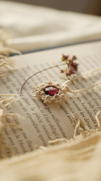 Bijou mariage bohème avec grenat rouge naturel – Coton et Astrance