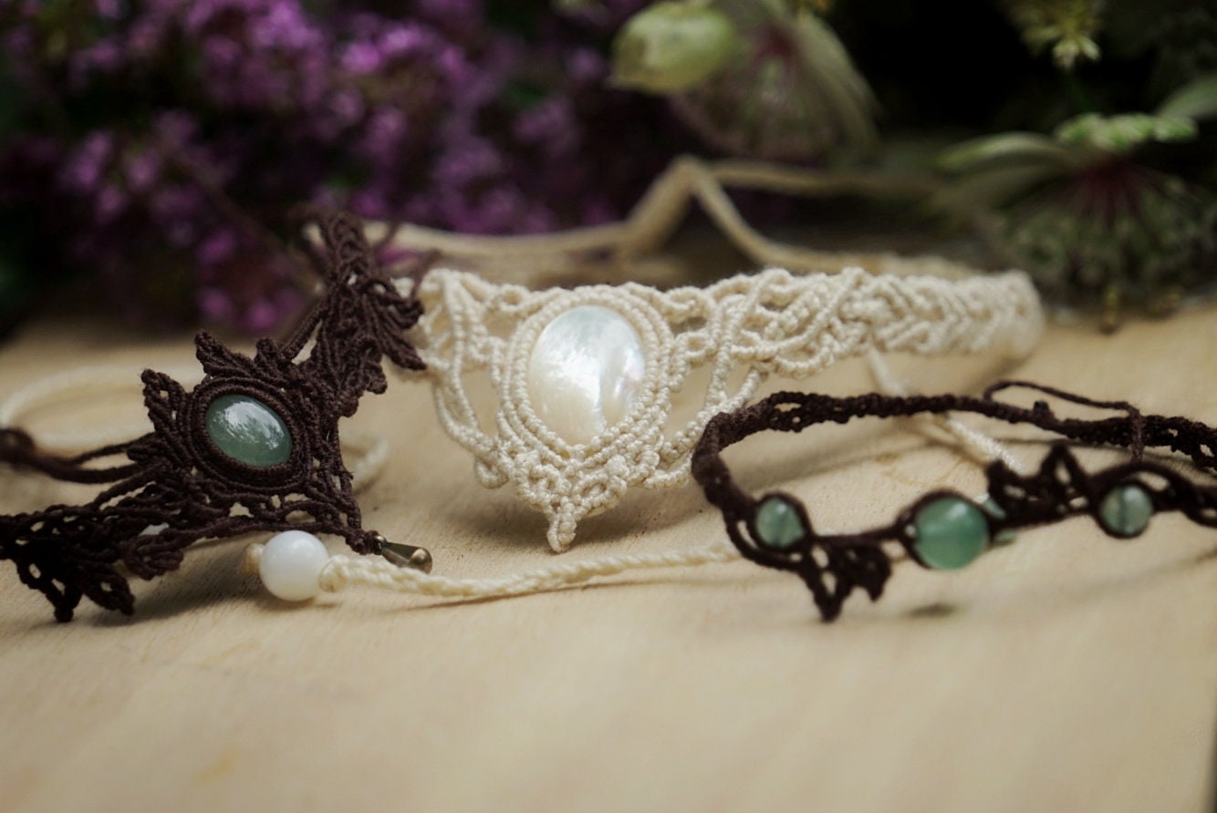 Collier Ras-de-Cou en Micro Macramé avec Nacre - Coton & Astrance