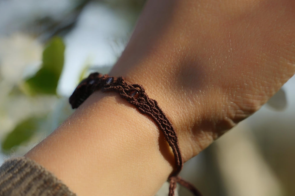 Bracelet micro macramé prhenite verte et rose - Coton & Astrance