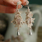 Boucles d’Oreilles Elfique en Micro Macramé avec Quartz Rose - Coton & Astrance