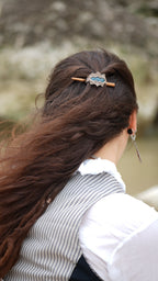 Mini barrette à cheveux à pic en micro macramé et apatite bleue