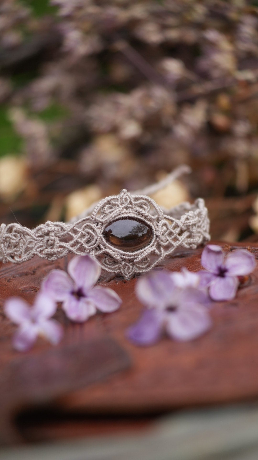 Bracelet elfique en micro macramé quartz fumé - Coton & Astrance