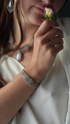 Parure pierre de lune pour mariage elfique (lot de 2) - Coton & Astrance