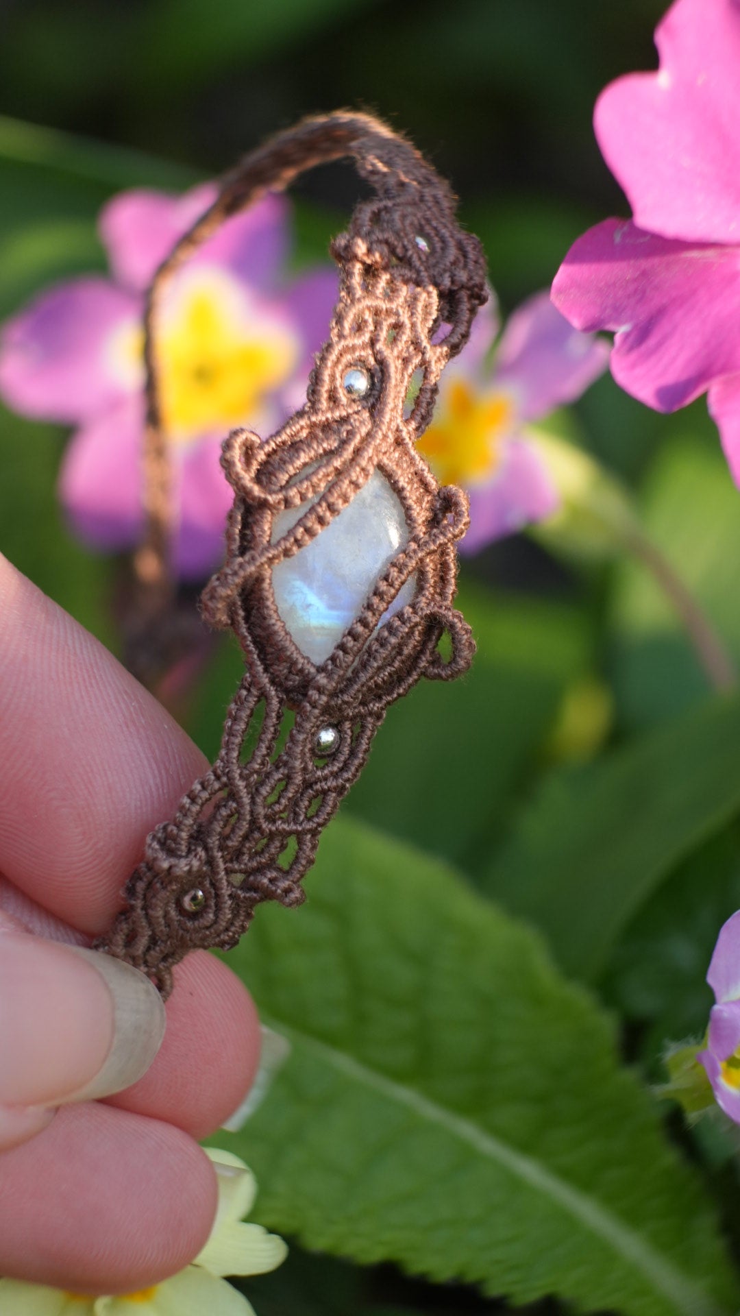 Bracelet pierre de lune arc-en-ciel asymétrique - Coton & Astrance