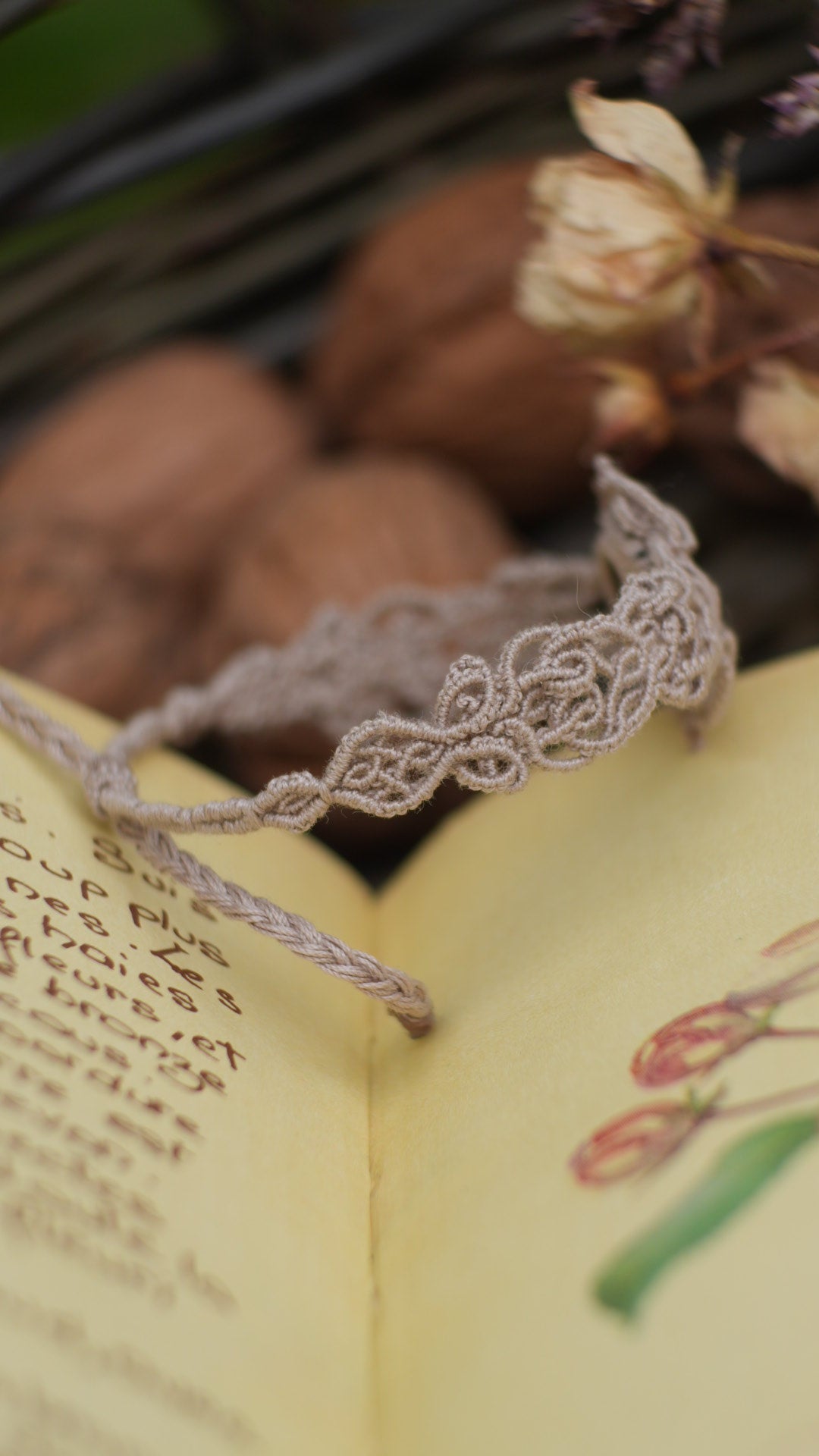Bracelet elfique en micro macramé quartz fumé - Coton & Astrance