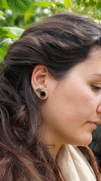 Puces d'oreilles feuille de lierre - plusieurs couleurs au choix - Coton & Astrance