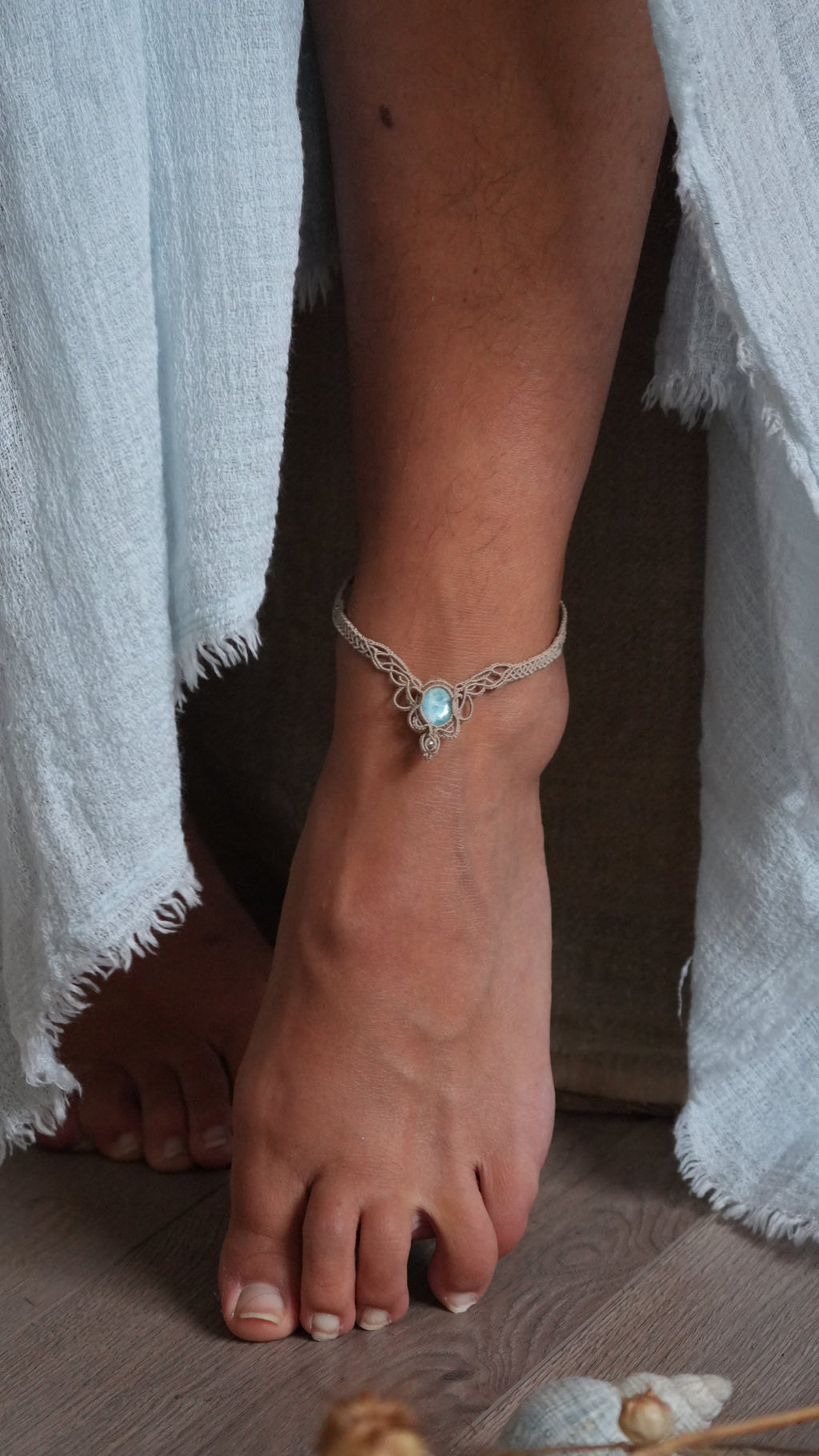 2 Chevillères larimar en micro macramé – bracelets de cheville fait main
