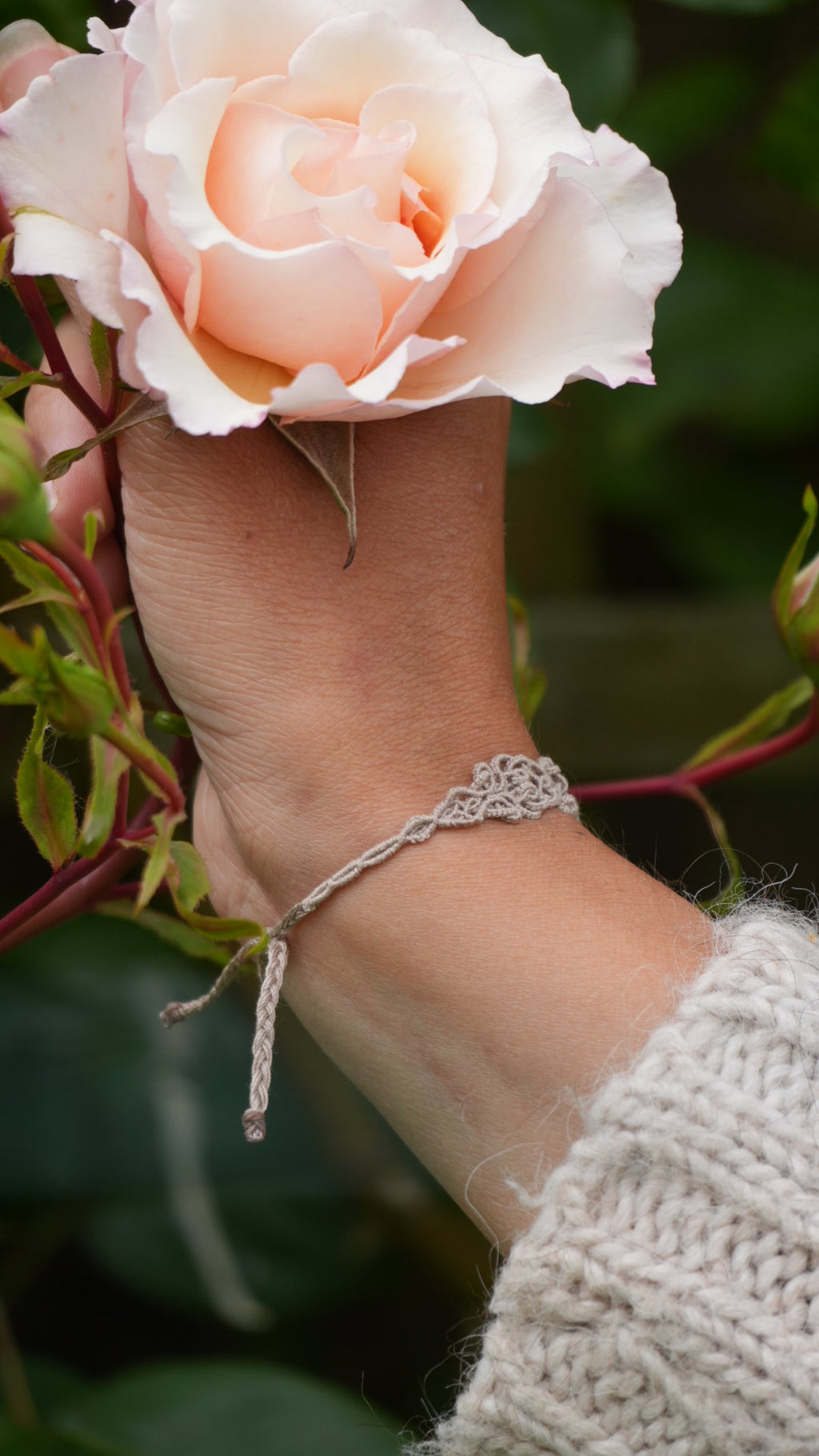 Bracelet elfique en micro macramé quartz fumé - Coton & Astrance