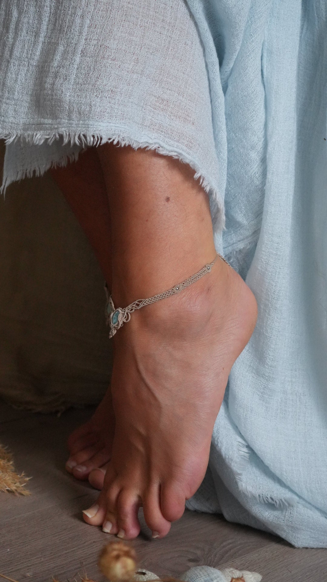 2 Chevillères larimar en micro macramé – bracelets de cheville fait main